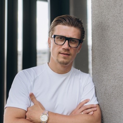 Александр Кандеев 